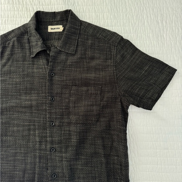 The Hawthorne Taylor Stitch Black Geometric Short Sleeve Shirt - Picture 3 of 10